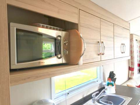 Swift Loire kitchen facilities 